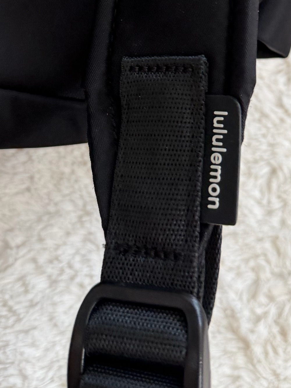 Lululemon Everywhere Backpack 22L - Picture 6 of 11
